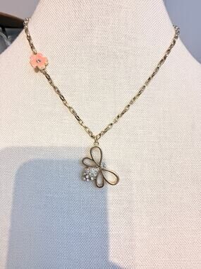 Gold Tone Butterfly Pendant Necklace 19”